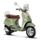 2009 Vespa LXV 150 photo